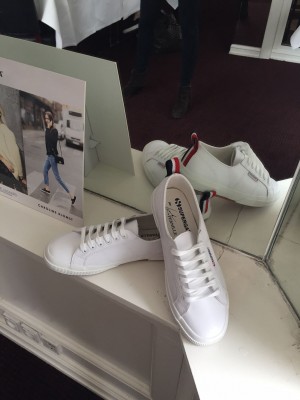 Sneaks